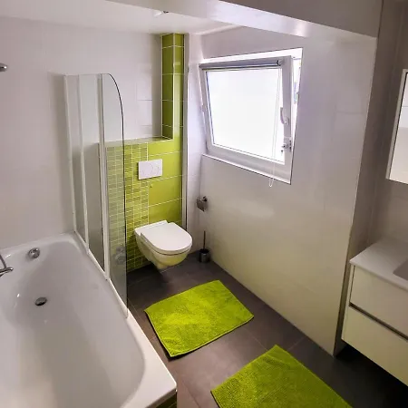 Calm And Modern * Eischen