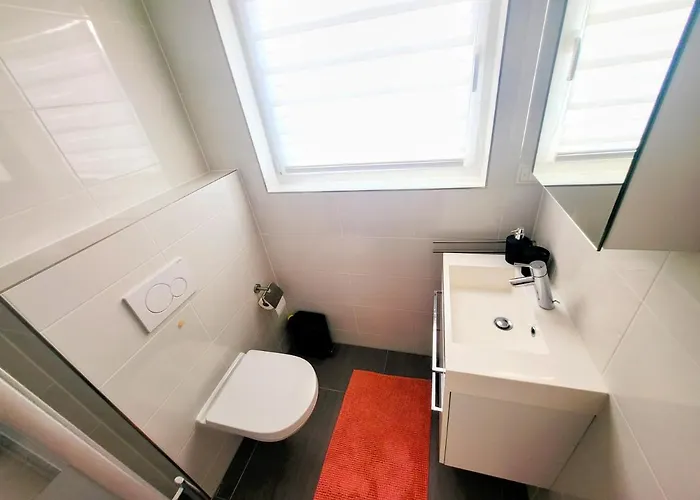 Calm And Modern * Eischen